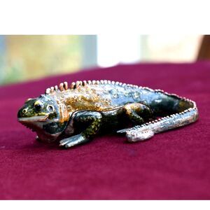 Kalifano Iguana Lizard Trinket Box Swarovski Crystals Enamel Jewelry Keepsake